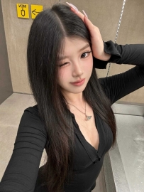 分享一个粉嫩性感的妹妹