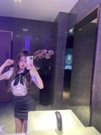 张家港极品妹子各种玩弄十分配合