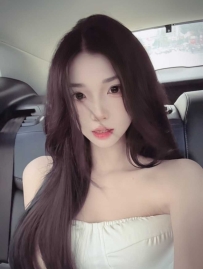 深圳市福田区大长腿巨乳压在身下玩