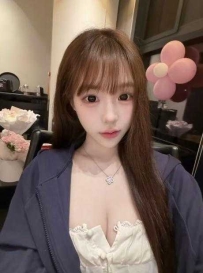 【乌鲁木齐】口活吸舔很精彩干到她腿软