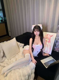 合肥市-蜀山区超嫩美少女前后夹击“骚穴”水不停高潮迭起