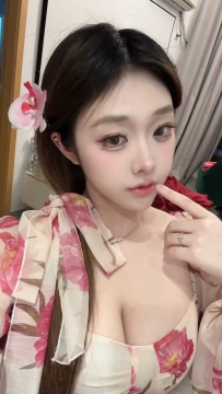 【包头】极品D乳一线天粉嫩小穴